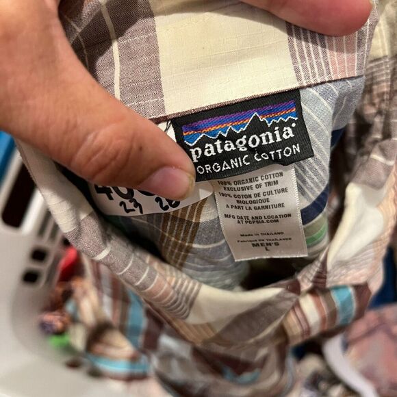Patagonia Mens White Brown Shirt L Plaid Flannel Button Up Pockets Short Sleeve - Picture 3 of 13
